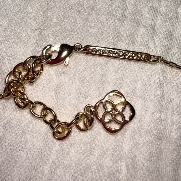 Kendra Scott Gold Open Heart Necklace - Picture 2 of 5